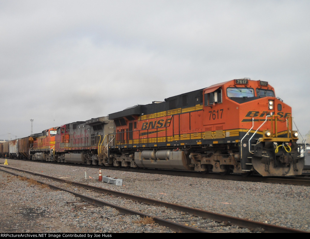 BNSF 7617 West